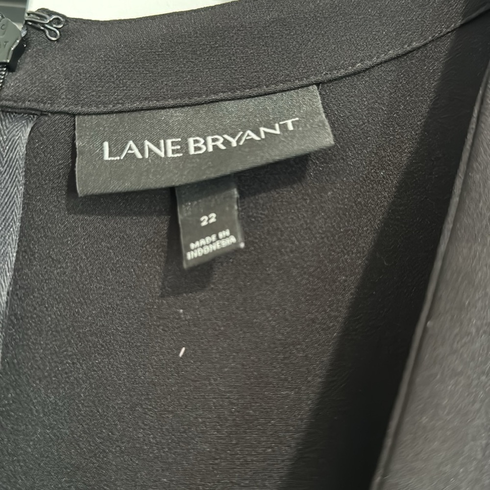 Lane Bryant Black Jumpsuit Shirt Sleeve Belted With Pockets and Belt Size 22 - Picture 3 of 3
